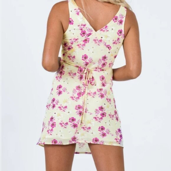 Princess Polly Cream and Pink Slip Dress VNeck Mini - Picture 1 of 10